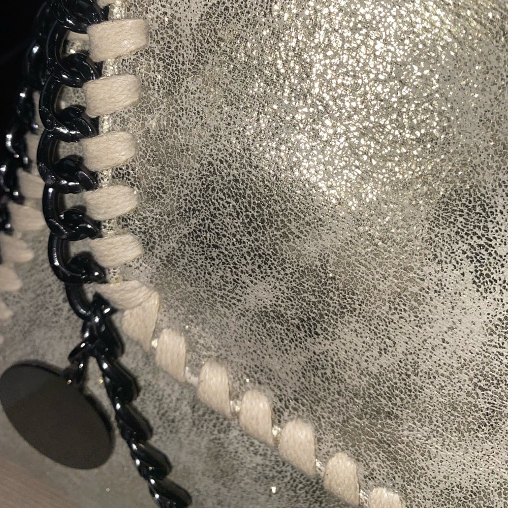 ✨Champagne Chain Handbag✨ - Picture 7 of 8